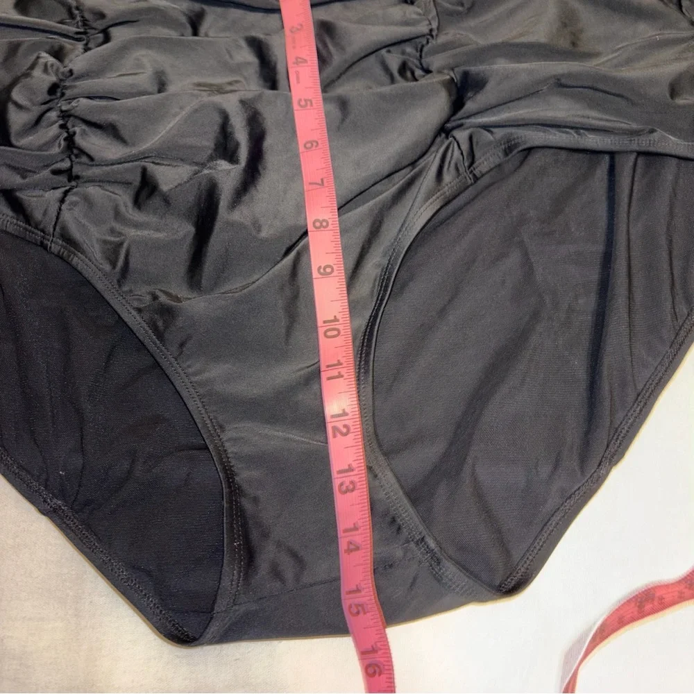 Torrid Black‎ Ruffled Bikini Top and Bottom Size 3X and 4X